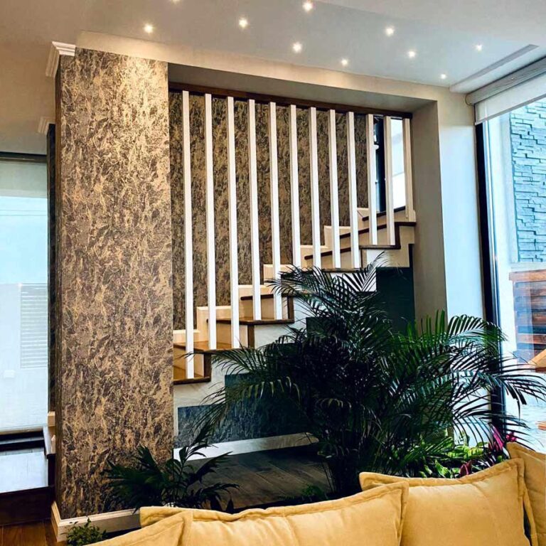 Scara lemn interior cu riflaj lemn by Stil Compact Design